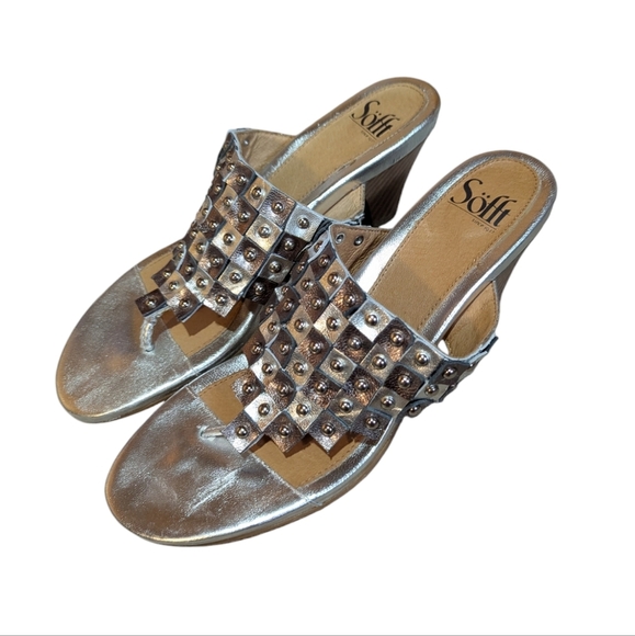 Sofft Metallic Leather Geometric Thong Sandals size 8 - Picture 1 of 5